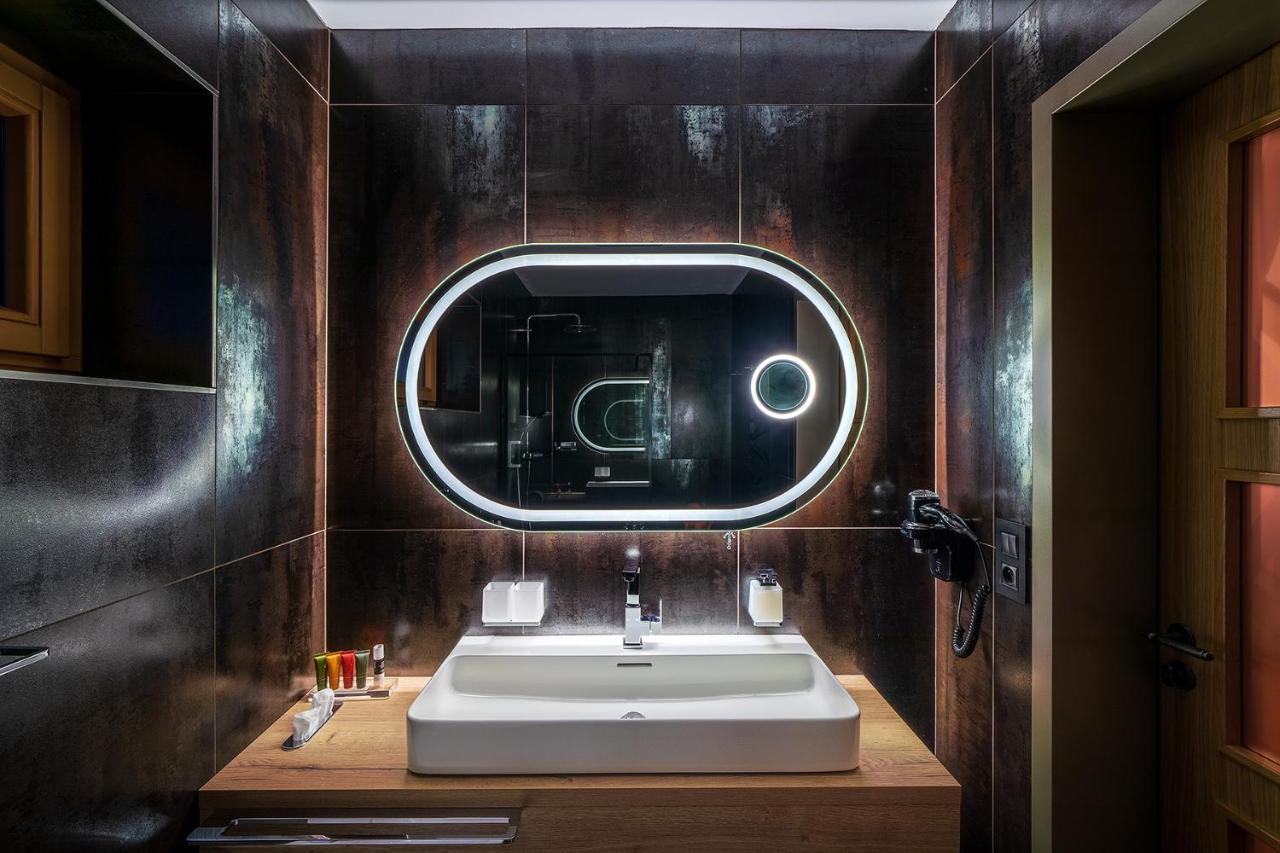 Hotel Bily Jednorozec Trebon Bagian luar foto