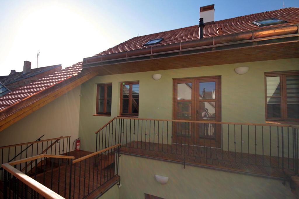 Hotel Bily Jednorozec Trebon Ruang foto